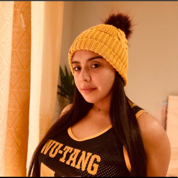 Meet your Posher, Rachel!💕🙏 - Picture 1 of 1